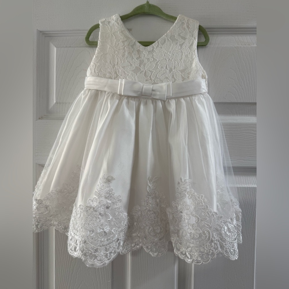 Elegant White Lace Kids Dress